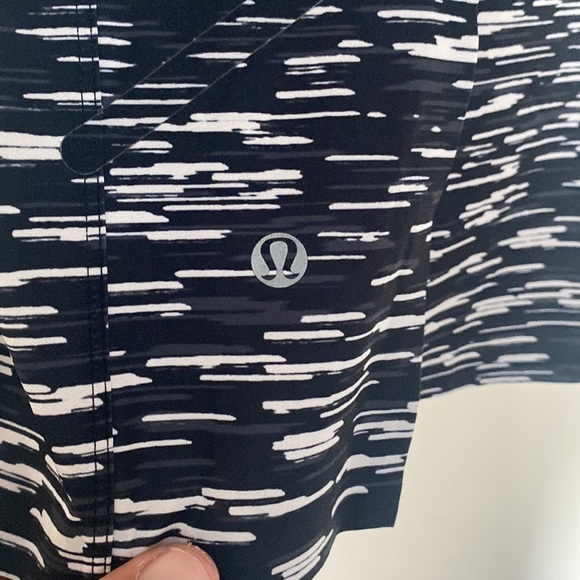 Lululemon Assert Short - Gondola Stripe Black White/Black - Picture 7 of 9